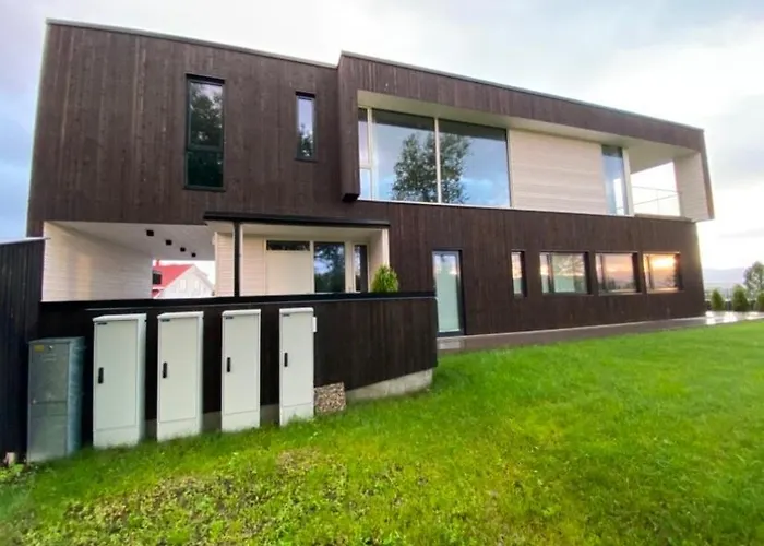 House With Panoramic View Villa Tromsø
