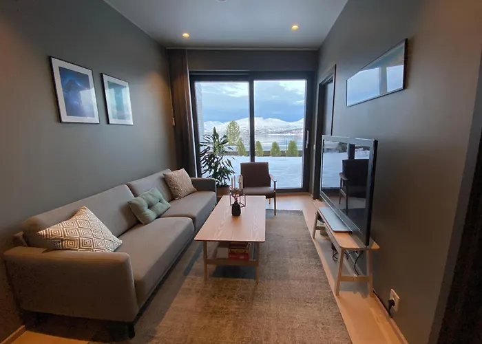 House With Panoramic View Villa Tromsø